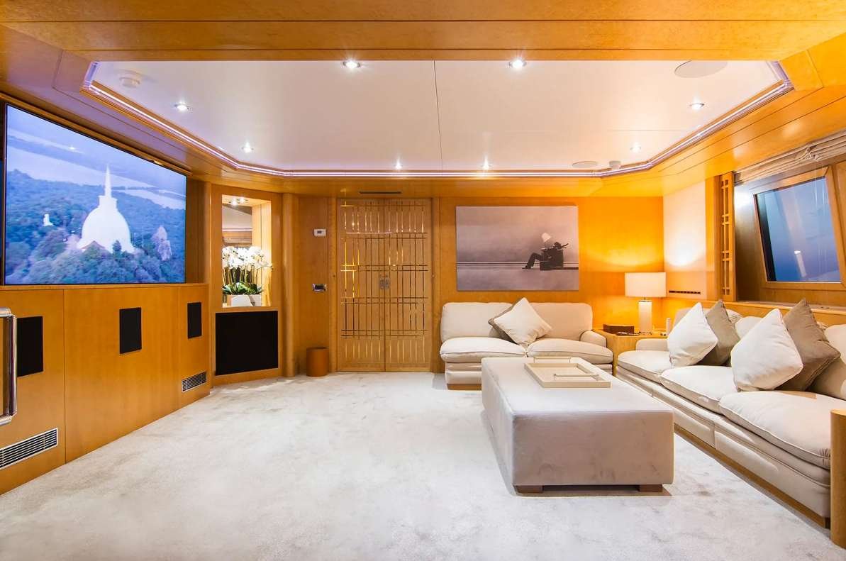 Bella Stella yacht detail photo