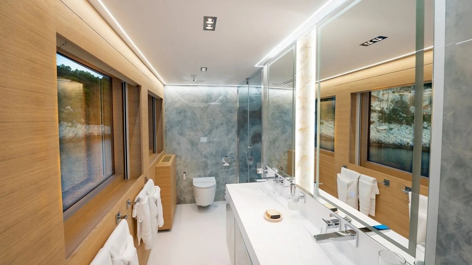 Renata yacht detail photo