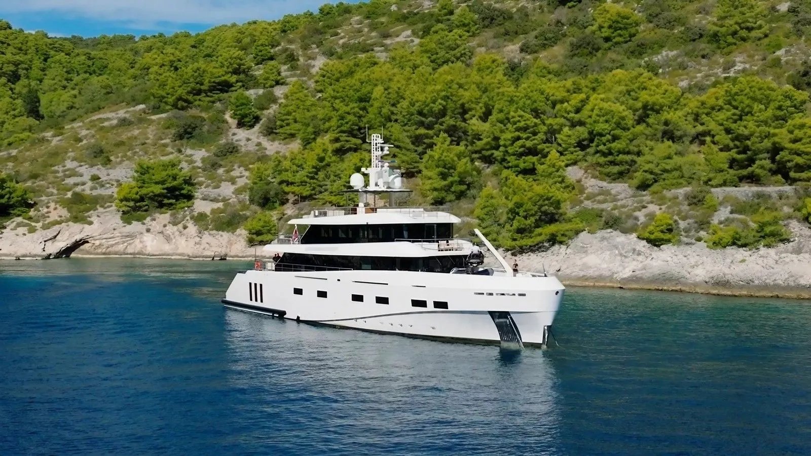 Renata yacht detail photo