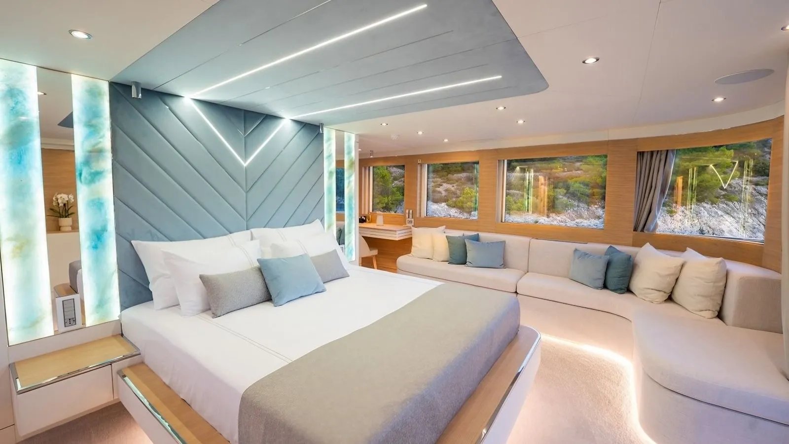 Renata yacht detail photo