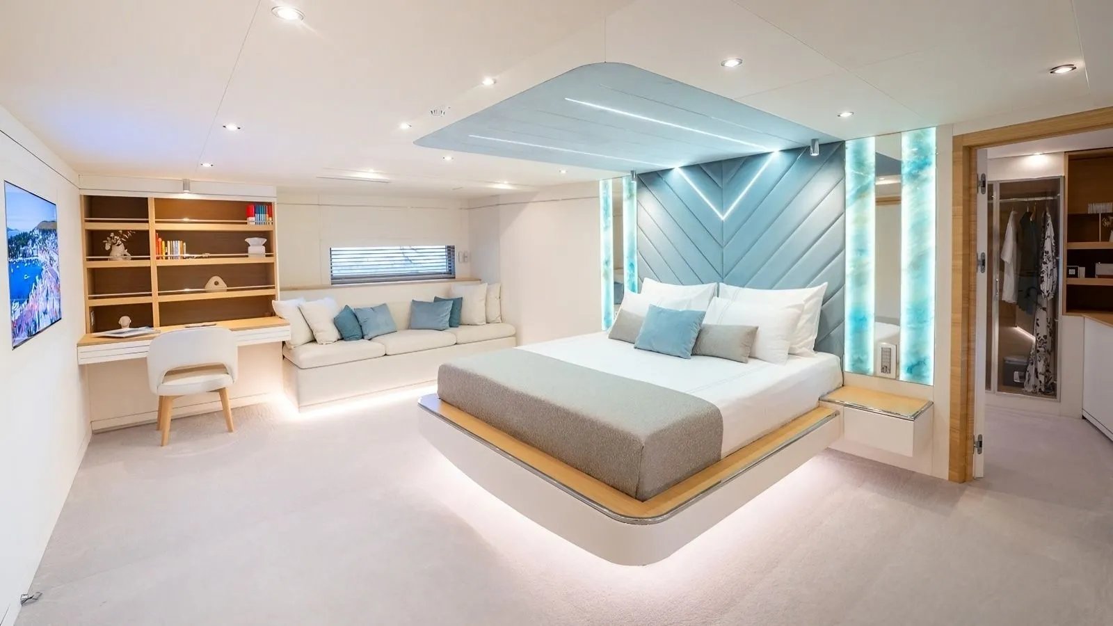 Renata yacht detail photo
