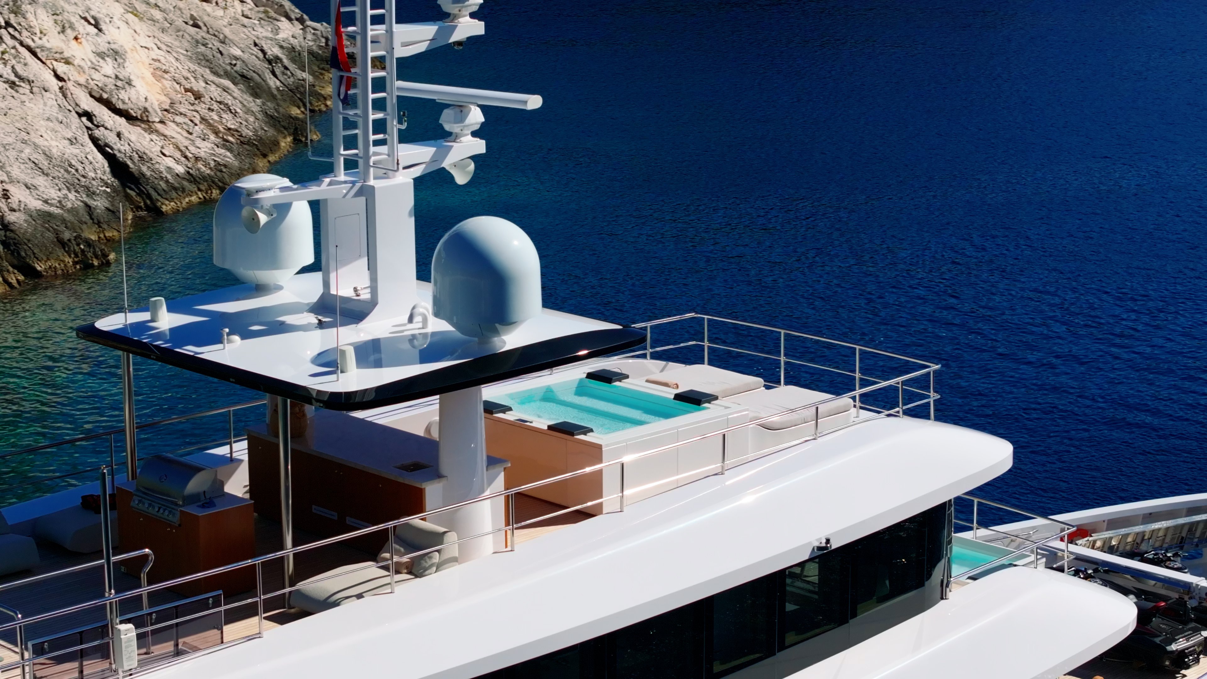 Renata lifestyle & amenities image 2