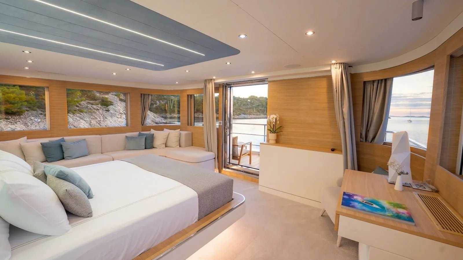 Renata yacht detail photo