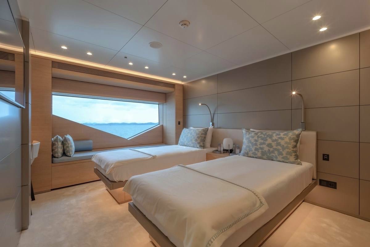 Wanderlust yacht detail photo