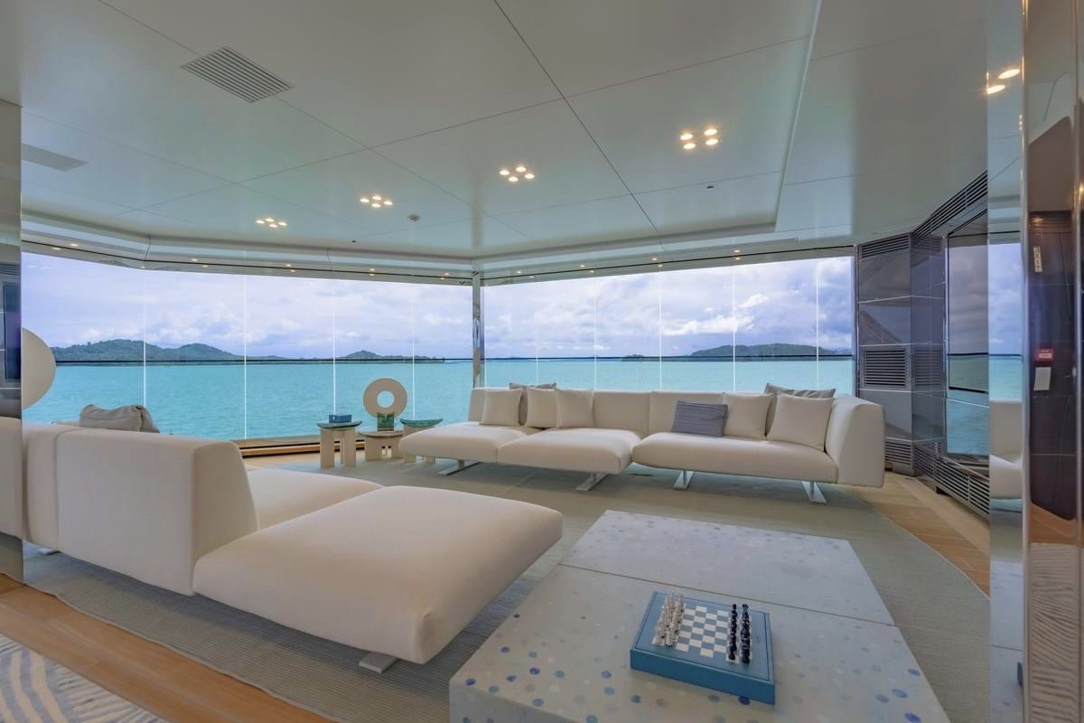 Wanderlust yacht detail photo