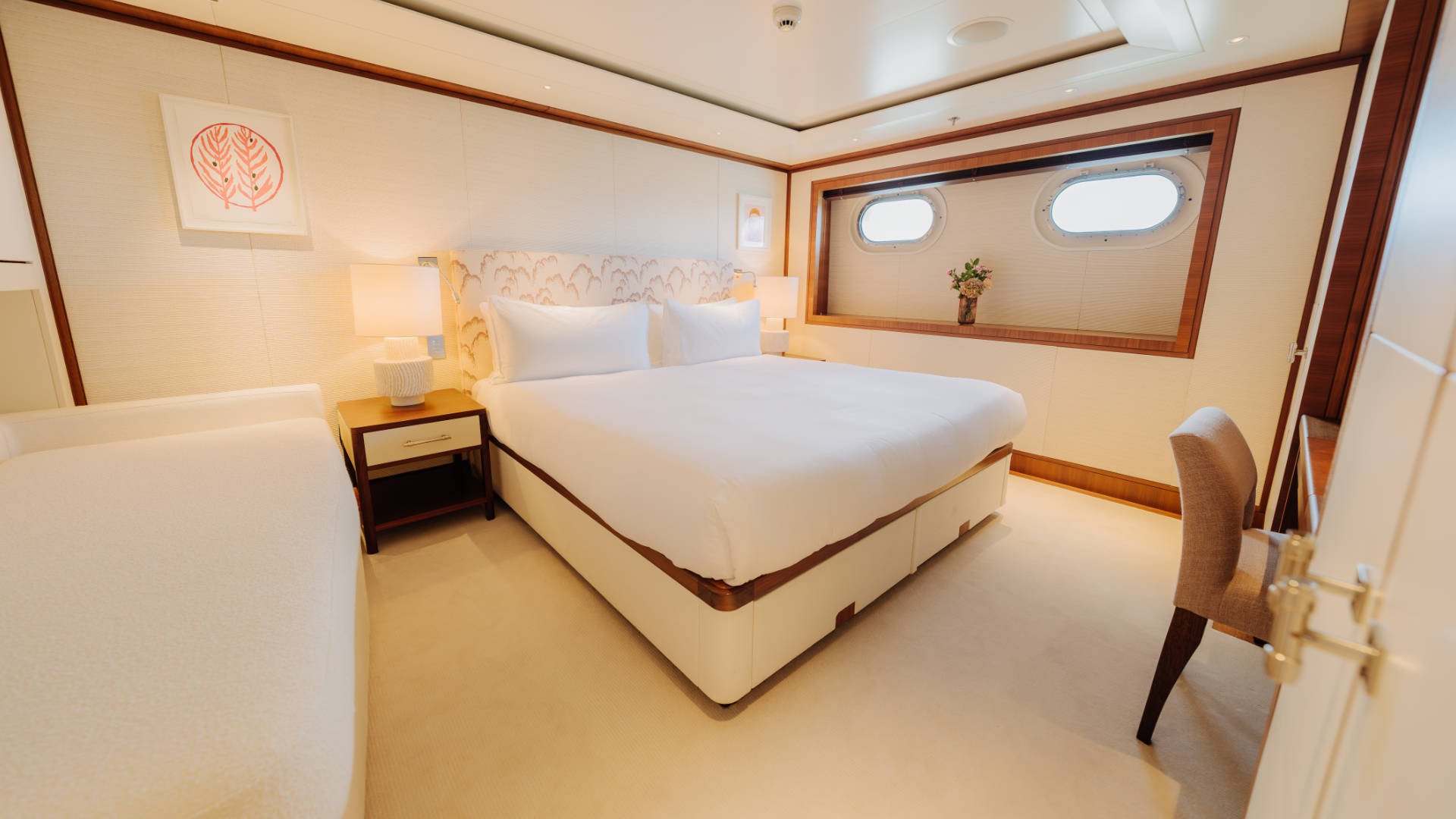 Solace yacht detail photo